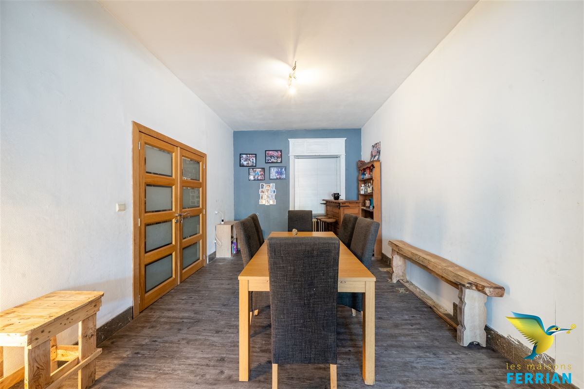 Maison unifamiliale à WANFERCÉE-BAULET (4 chambres)