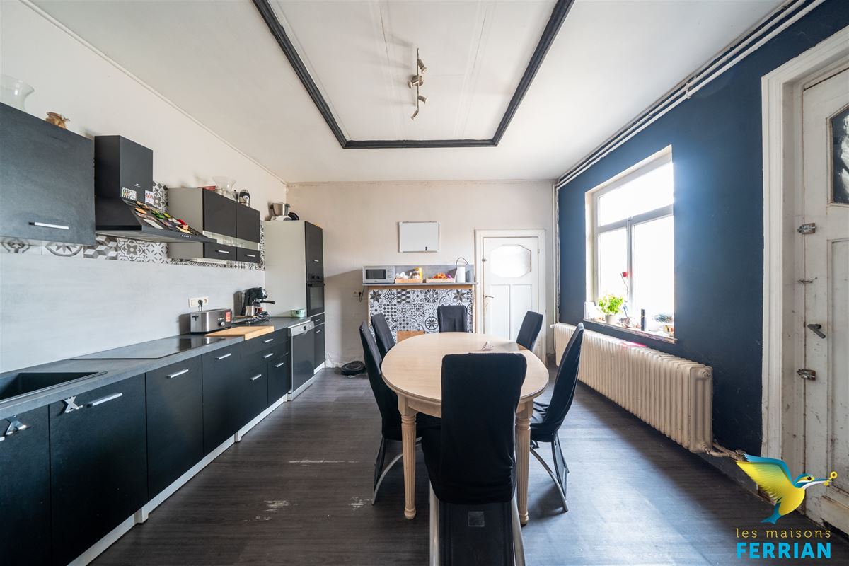 Maison unifamiliale à WANFERCÉE-BAULET (4 chambres)
