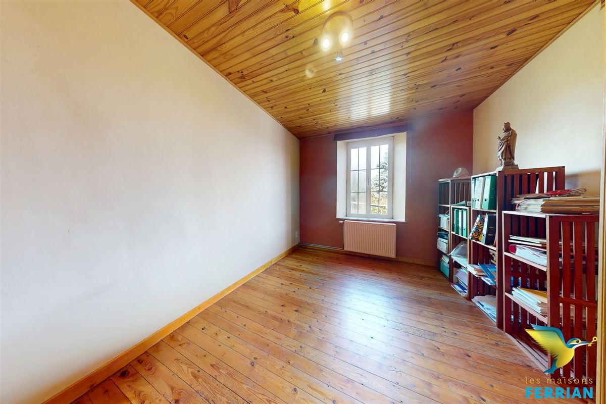 Maison unifamiliale à THY-LE-CHÂTEAU (4 chambres)