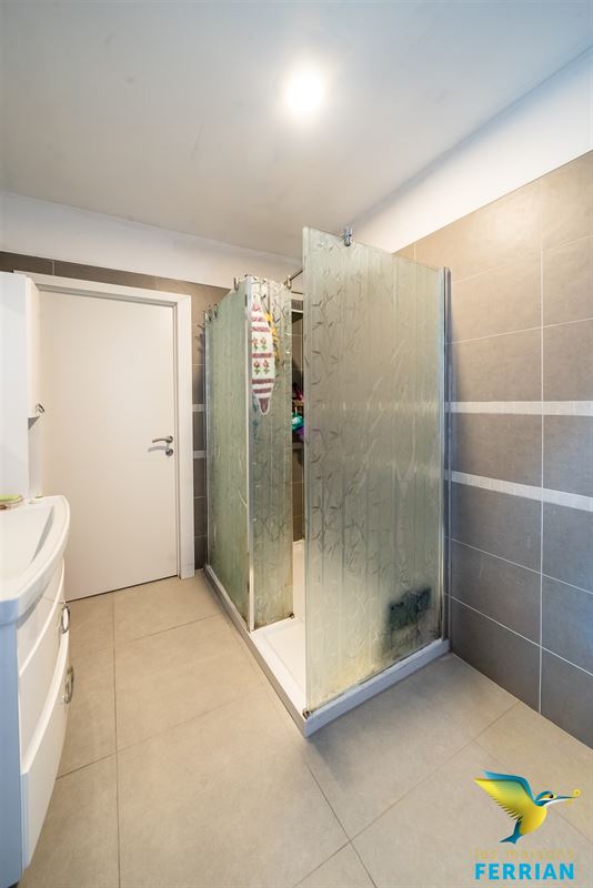 Maison unifamiliale à Châtelet (4 chambres)