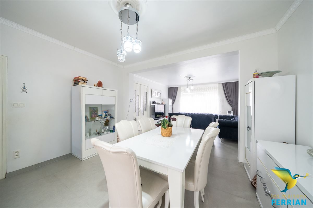Maison unifamiliale à Châtelet (4 chambres)