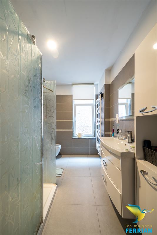 Maison unifamiliale à Châtelet (4 chambres)