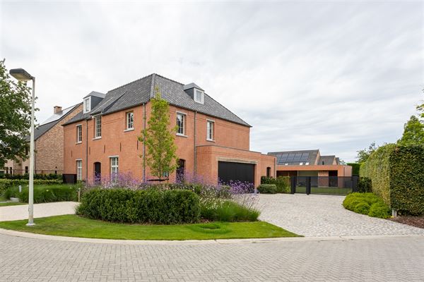 Zeer luxe villa (recent gebouwd) op kindvriendelijke locatie