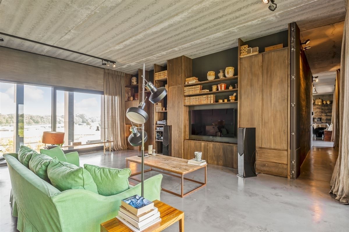 Uitzonderlijk appartement van ca 225 m² met ca 90 m² terrassen op Het Kanaal