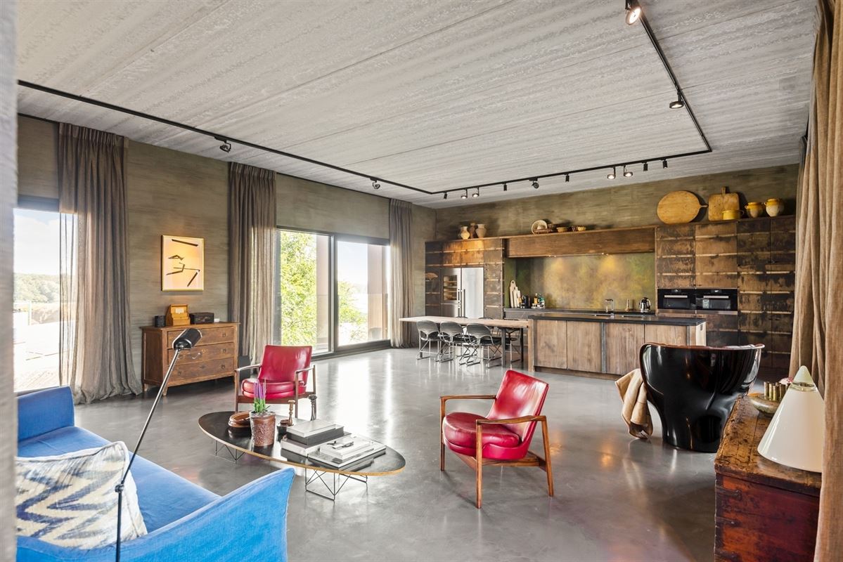 Exclusief appartement met ruime terrassen gelegen in het exclusieve woonconcept "Het Kanaal".