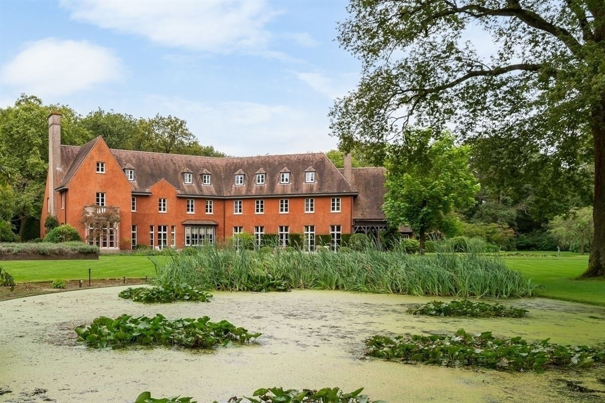 Exclusief domein van ca. 3,7 Ha met prachtige villa