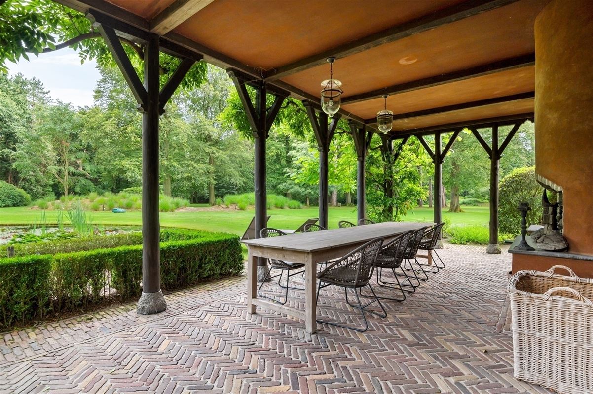 Exclusief domein van ca. 3,7 Ha met prachtige villa