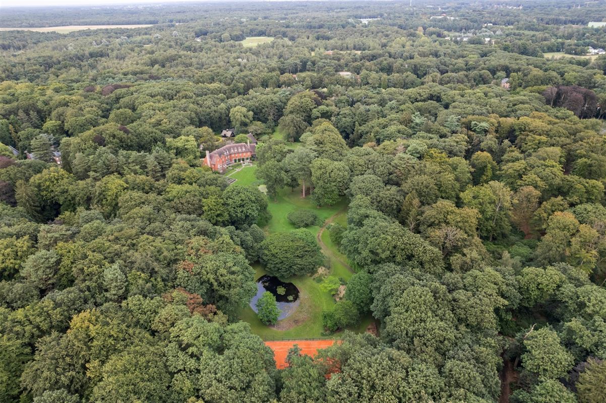 Exclusief domein van ca. 3,7 Ha met prachtige villa