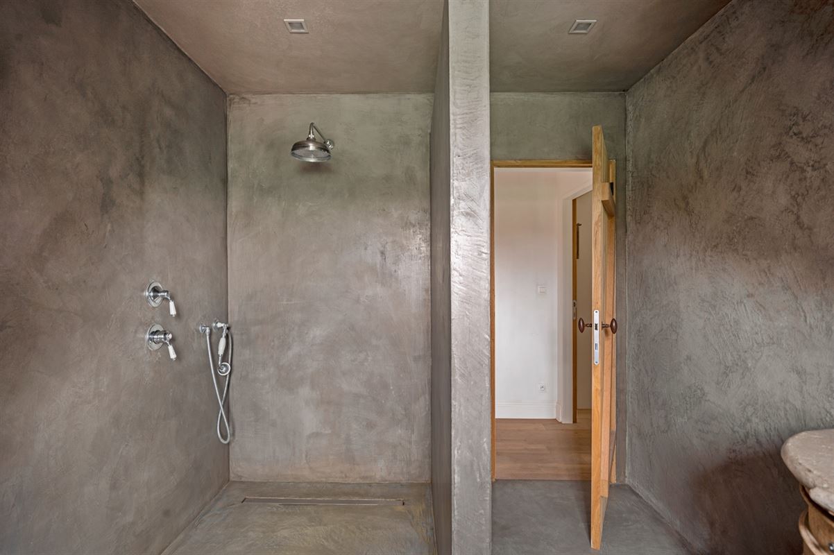 Exclusive villa with very high quality finishes