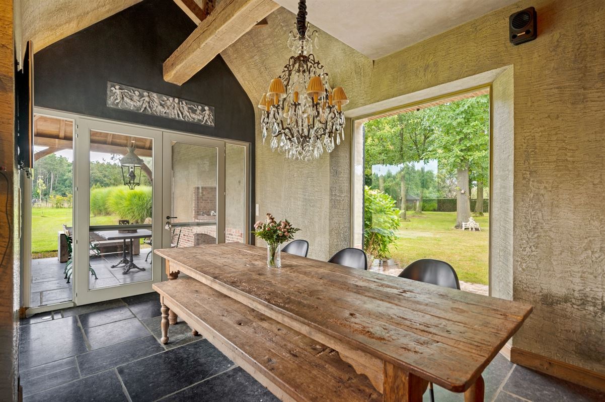 Exclusive villa with very high quality finishes