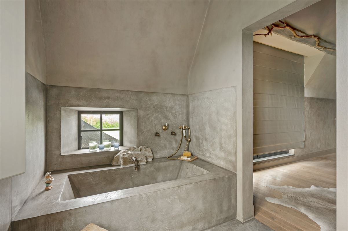 Exclusive villa with very high quality finishes