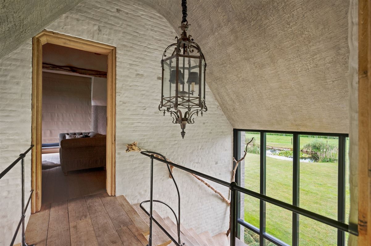 Exclusive villa with very high quality finishes