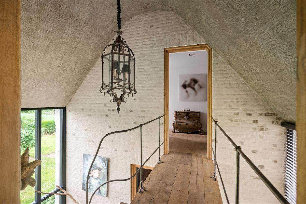 Exclusive villa with very high quality finishes
