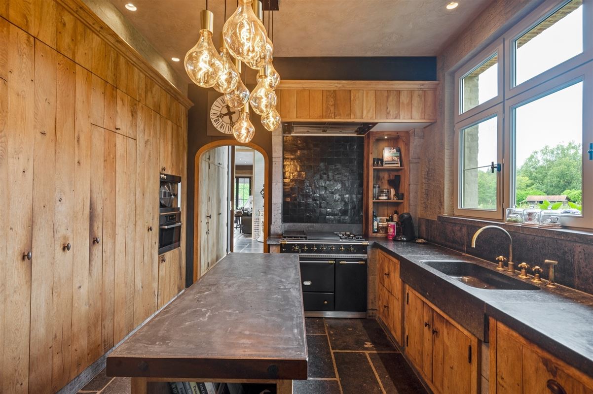 Exclusive villa with very high quality finishes