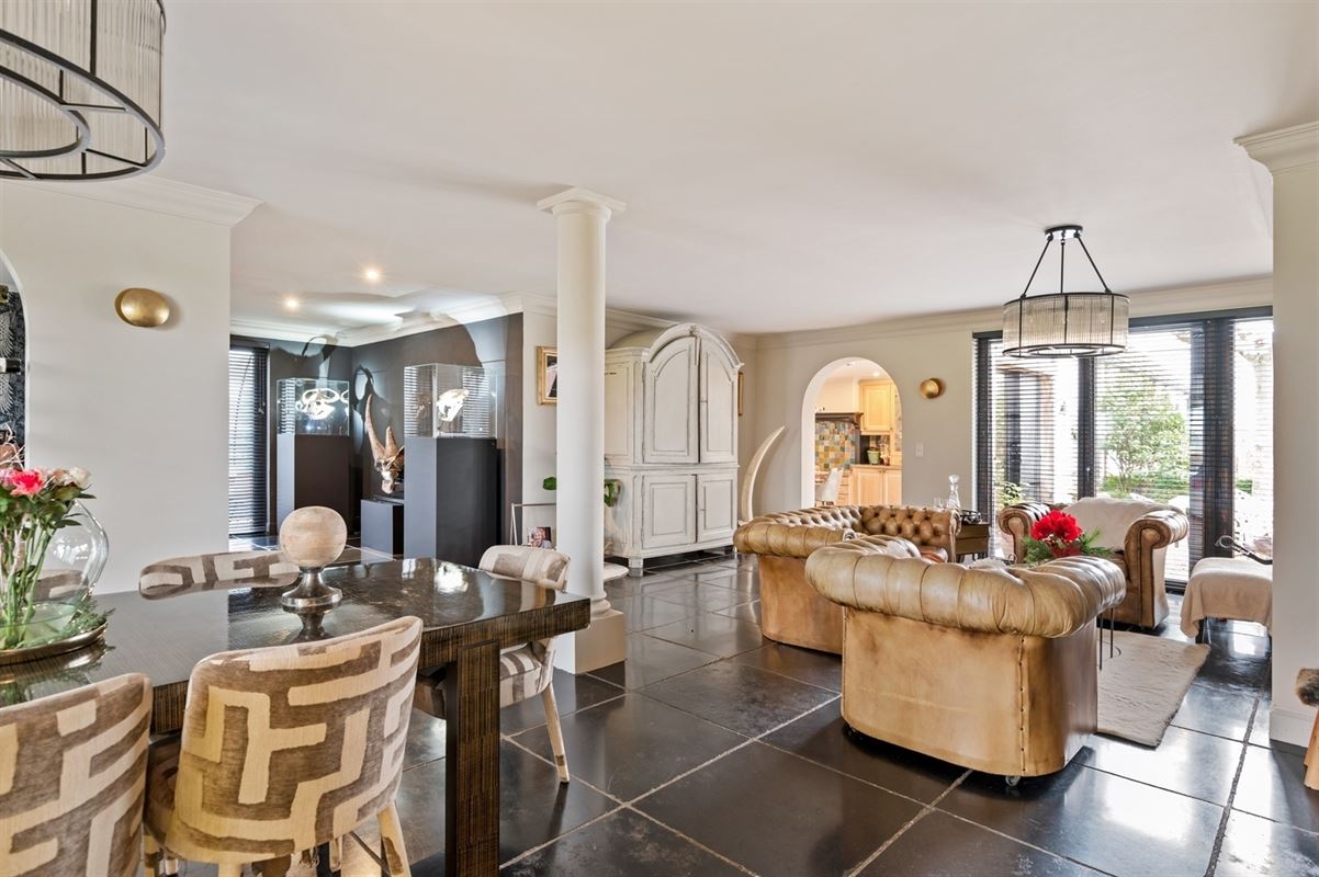 Unique, luxurious farmhouse with an indoor pool, spa, and golf course