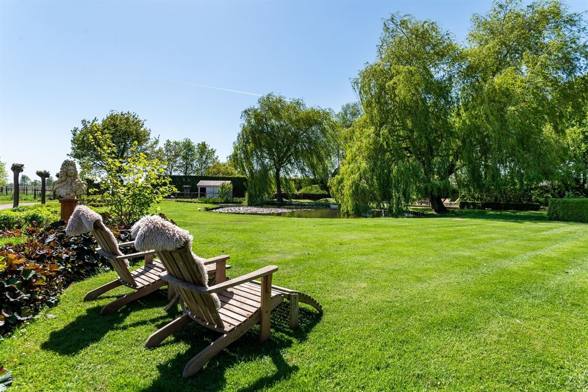 Unique, luxurious farmhouse with an indoor pool, spa, and golf course