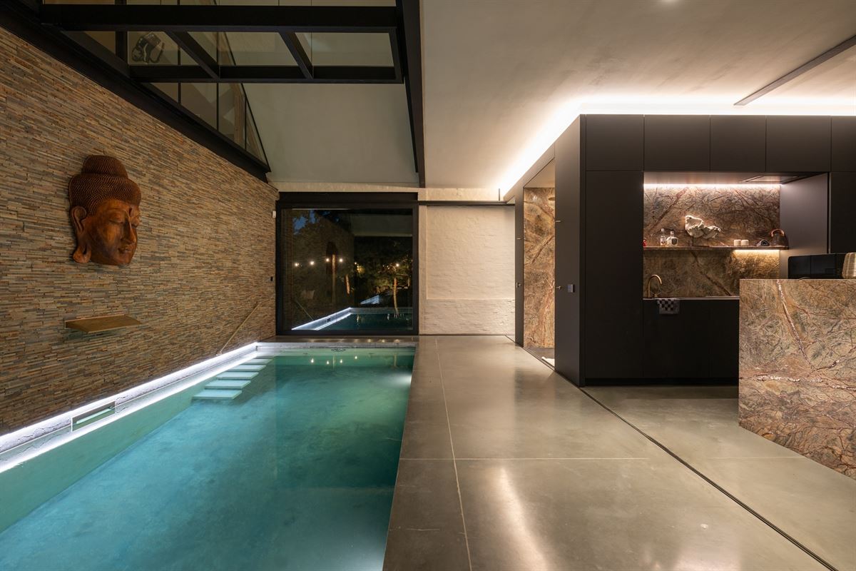 Unieke luxueuze hoeve met indoor zwembad, wellness en golf course