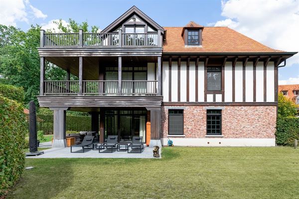 Luxe appartement in domein Iepenburg