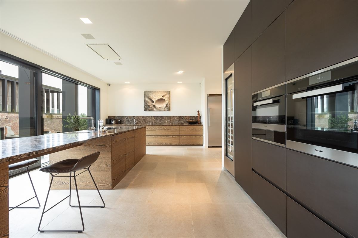 Exclusive apartment with spacious terrace