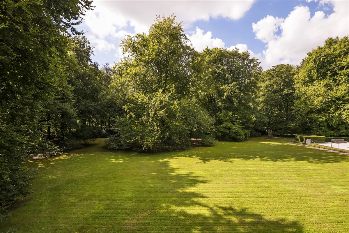 Exclusieve villa met parktuin van ca. 1.9 Ha