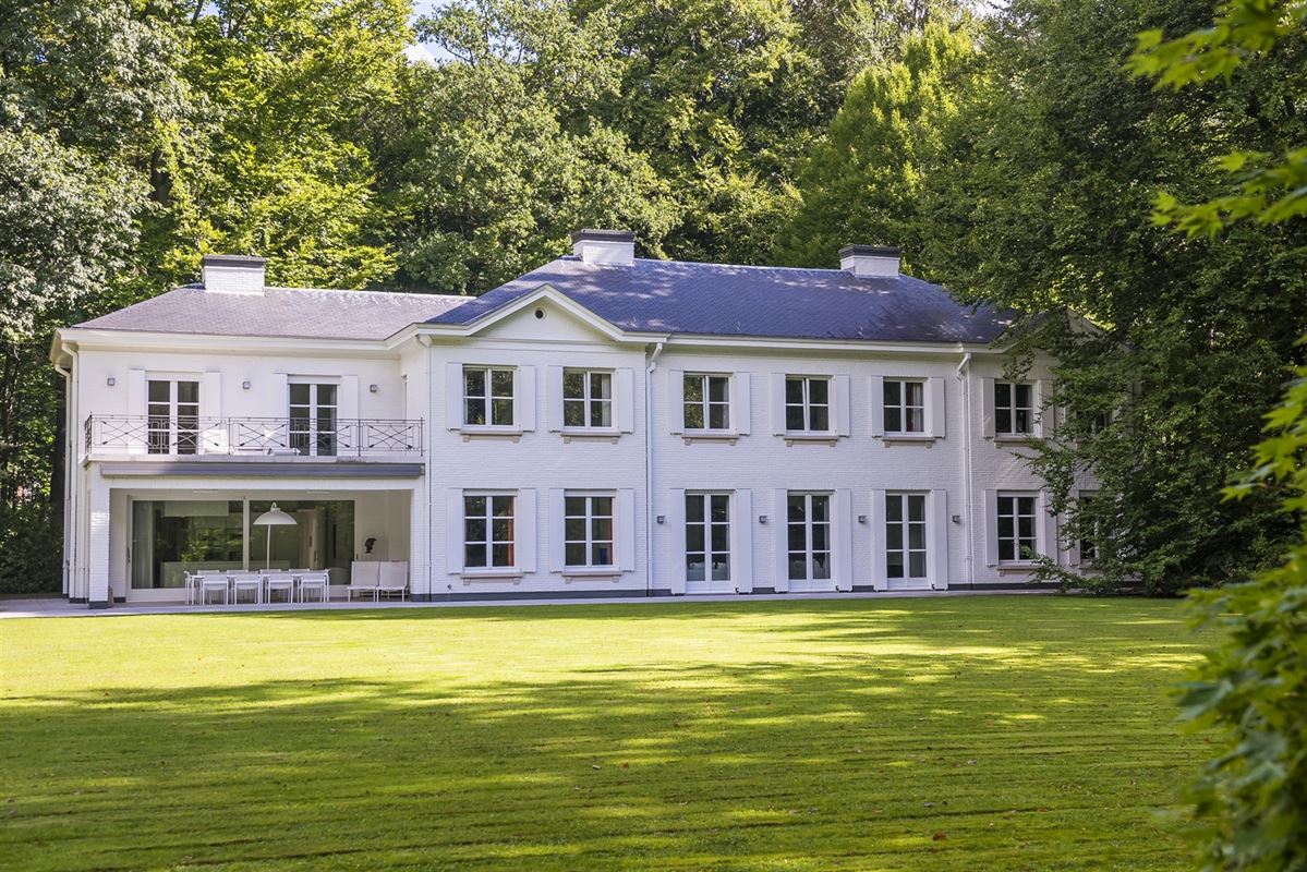 Exclusieve villa met parktuin van ca. 1.9 Ha