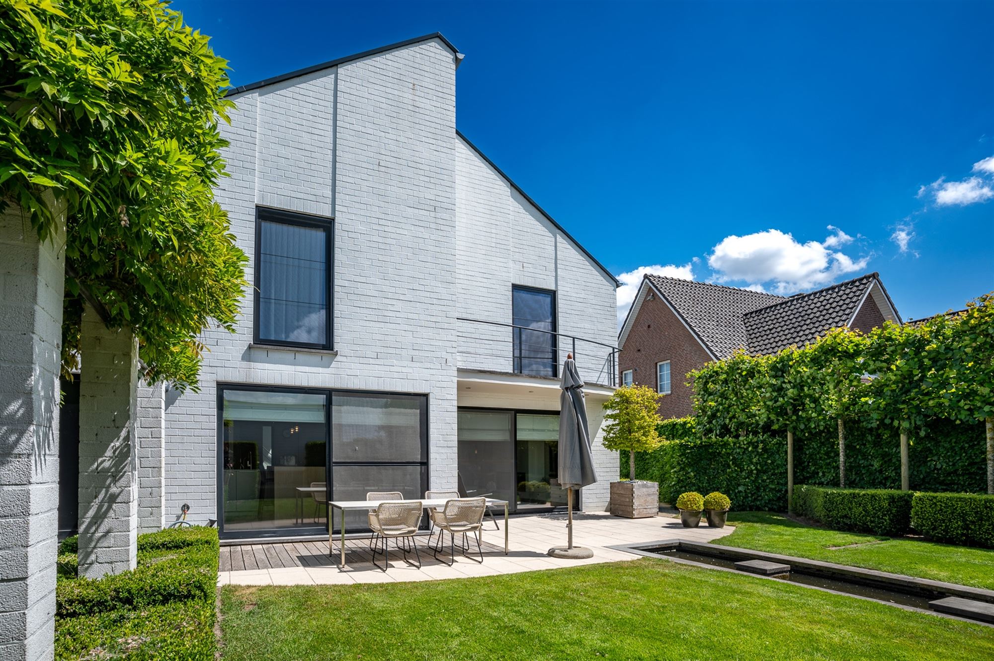 Ruime villa met hoogwaardige afwerking