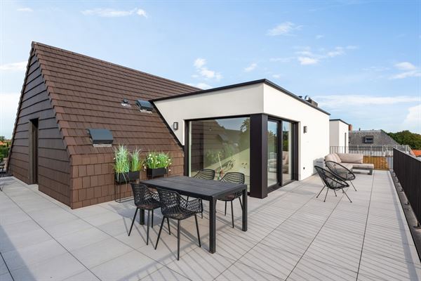 Luxe penthouse met tijdelijke actie maatkasten