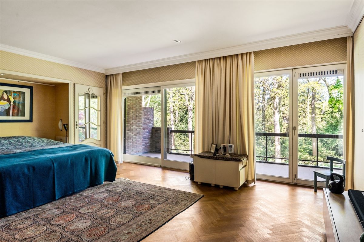 Spacious apartment with guest quarters in Eikendael