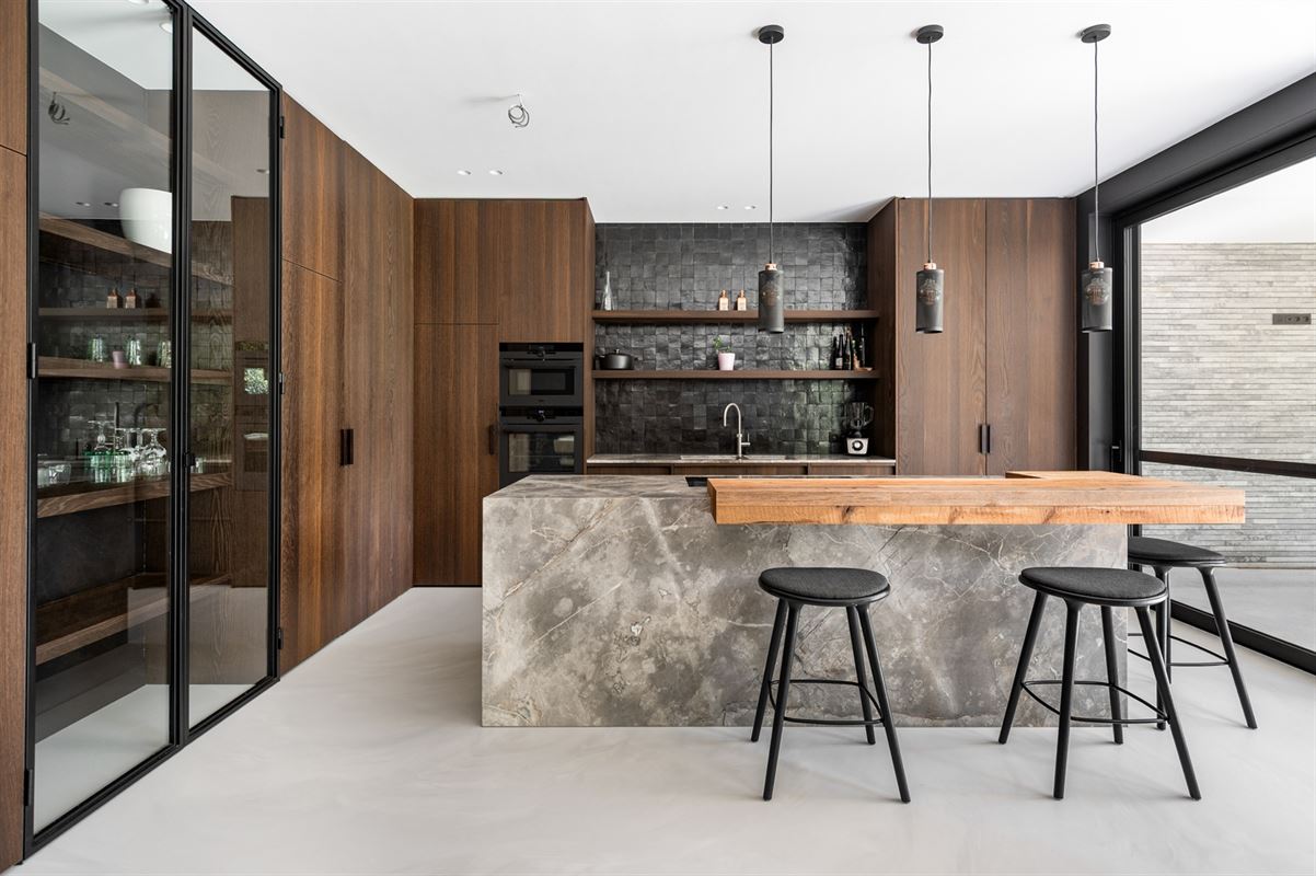 Luxury villa in quiet and discreet location