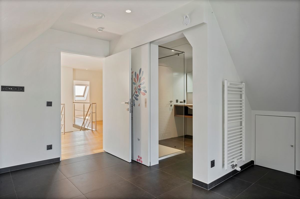 Uitzonderlijk ruim duplexappartement – 245 m² & 4 slaapkamers