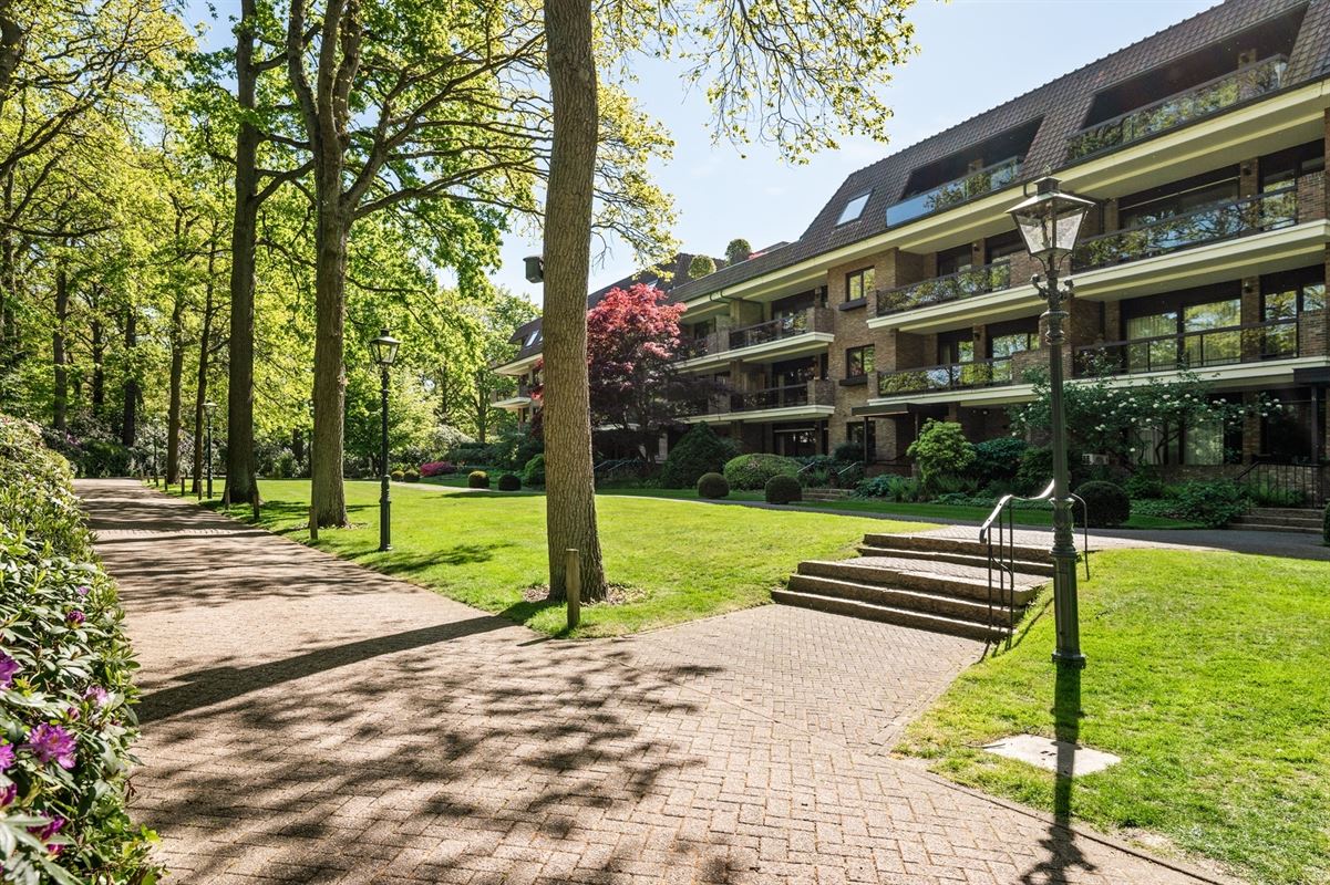 Spacious apartment with guest quarters in Eikendael