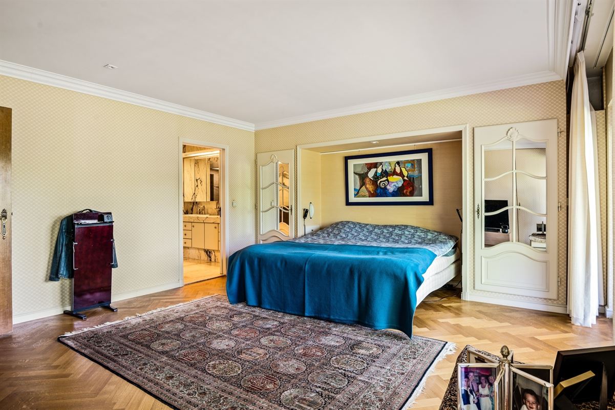 Spacious apartment with guest quarters in Eikendael