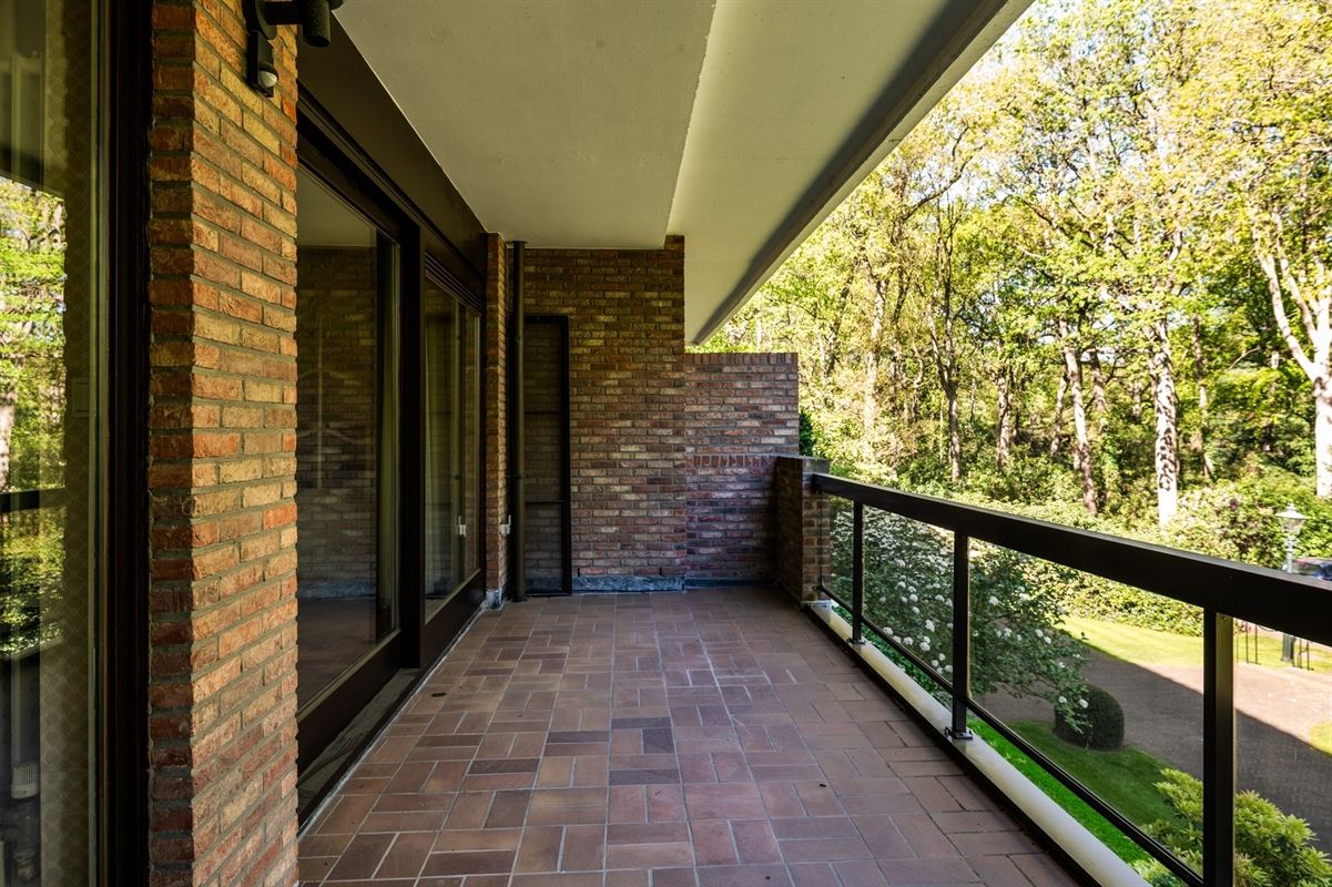 Spacious apartment with guest quarters in Eikendael