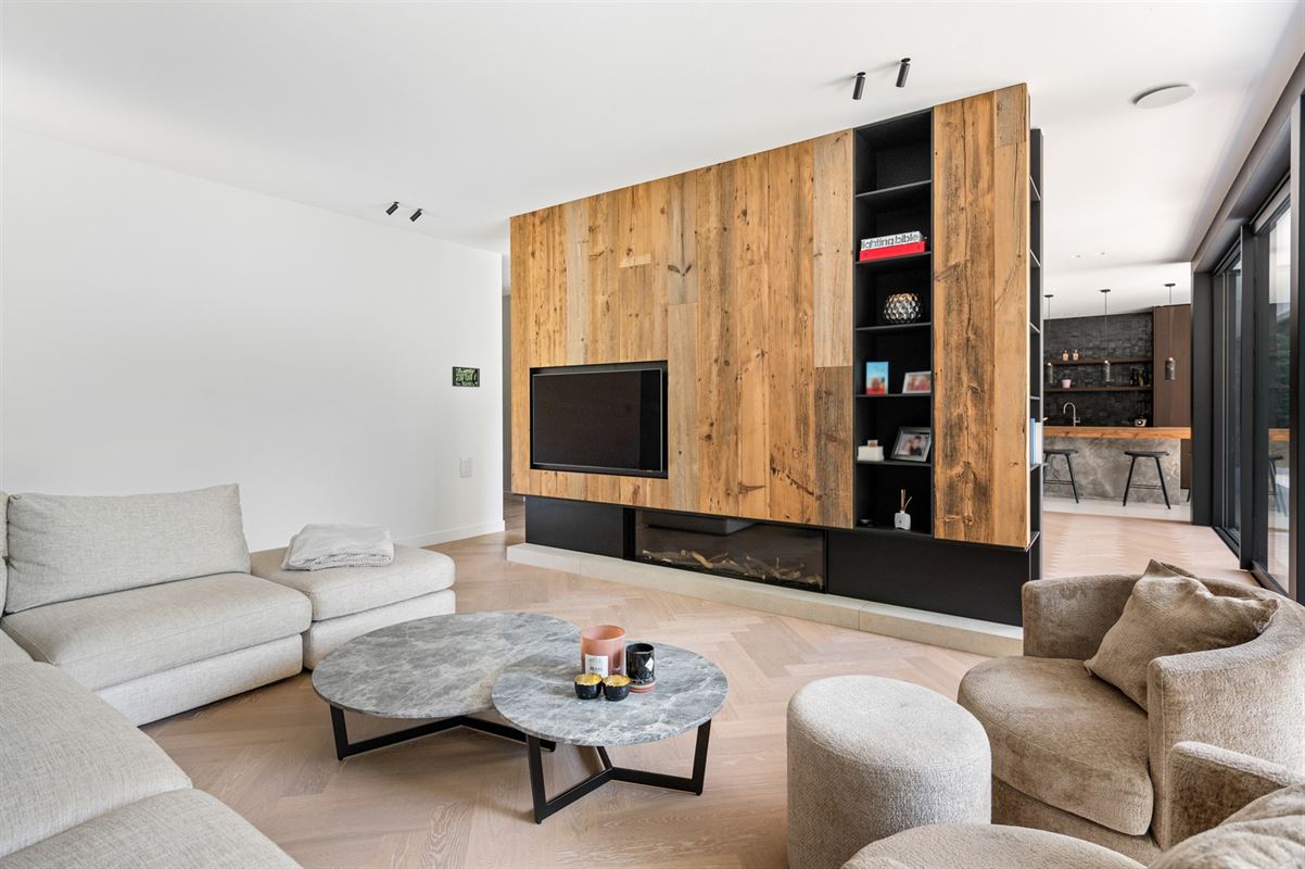 Luxury villa in quiet and discreet location