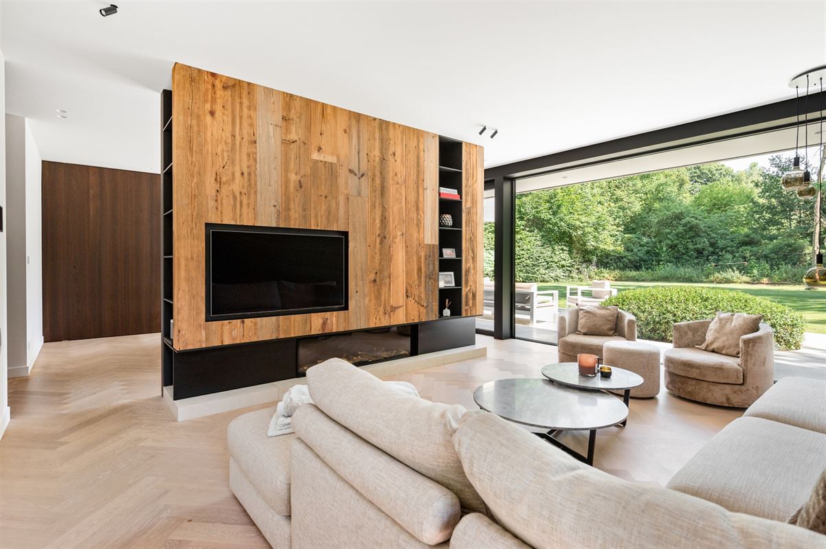 Luxury villa in quiet and discreet location