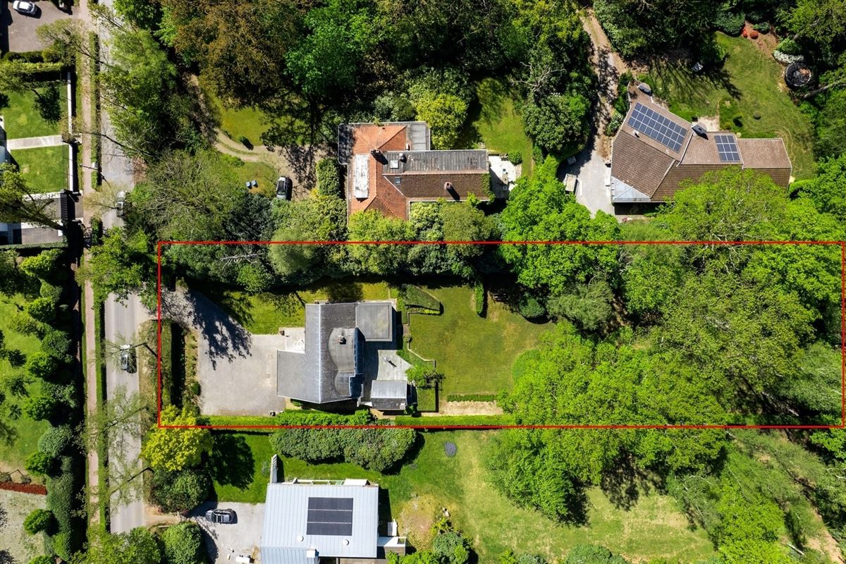 Villa to renovate in highly sought after location