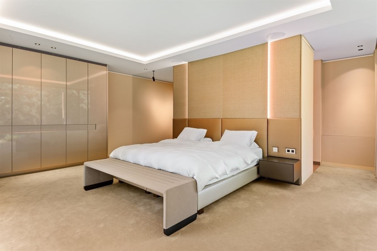 International architecture in an exceptional location in Brasschaat