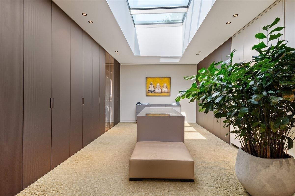 International architecture in an exceptional location in Brasschaat