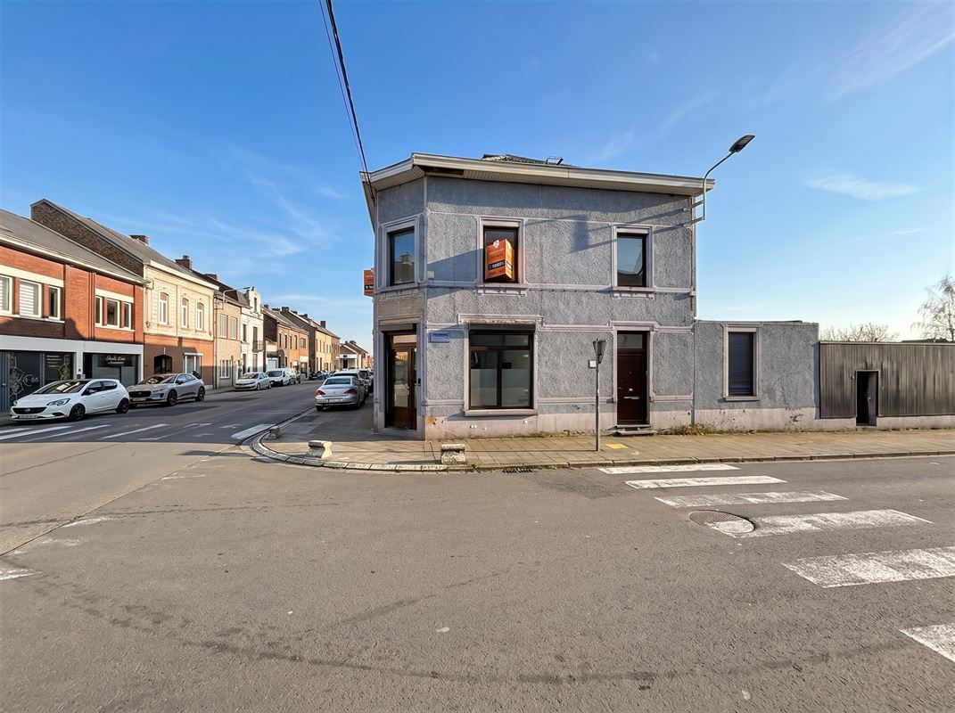 corner-street-building-exterior