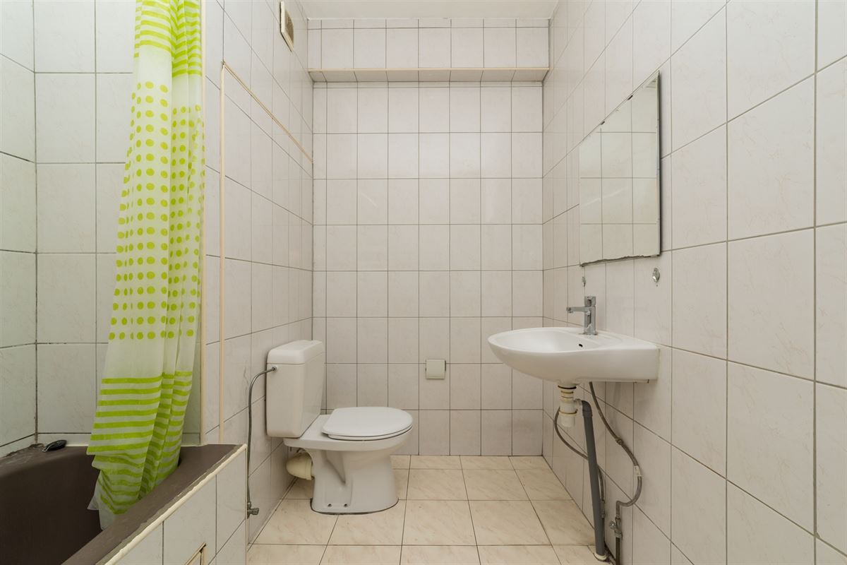 Ruim appartement met 2 slpk en terras