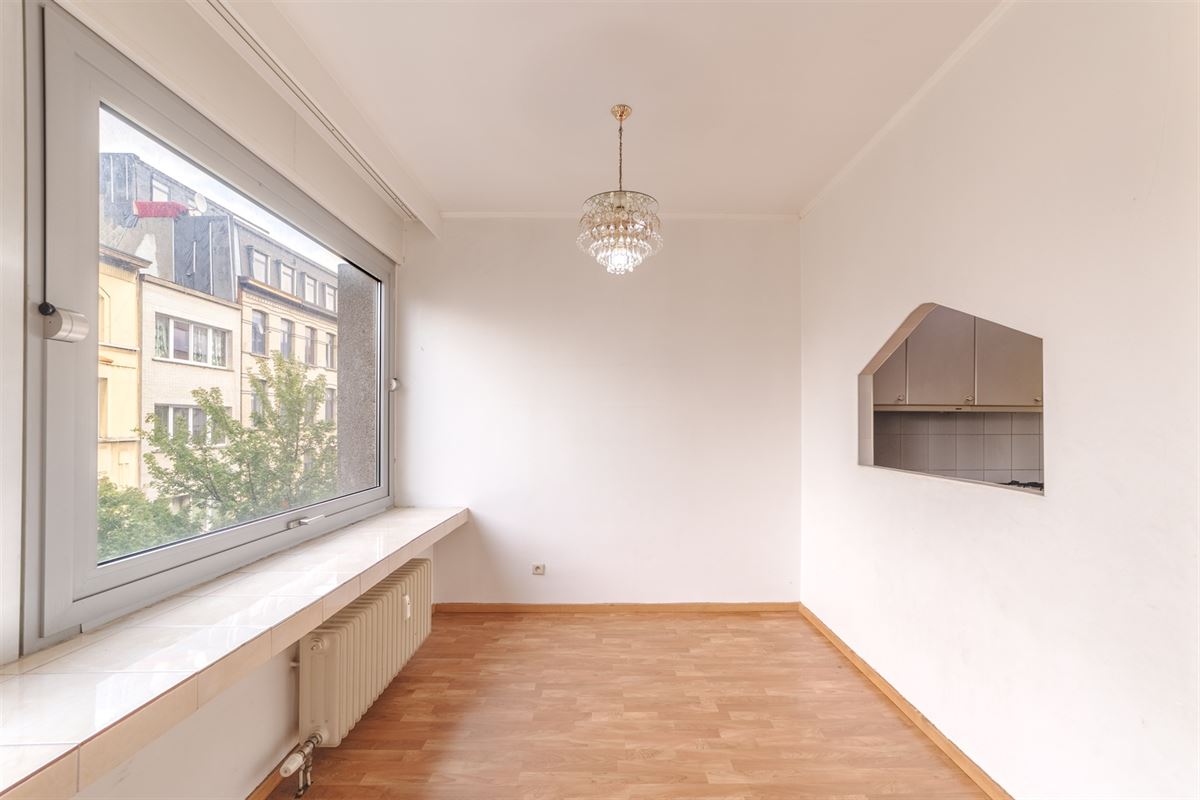 Ruim appartement met 2 slpk en terras