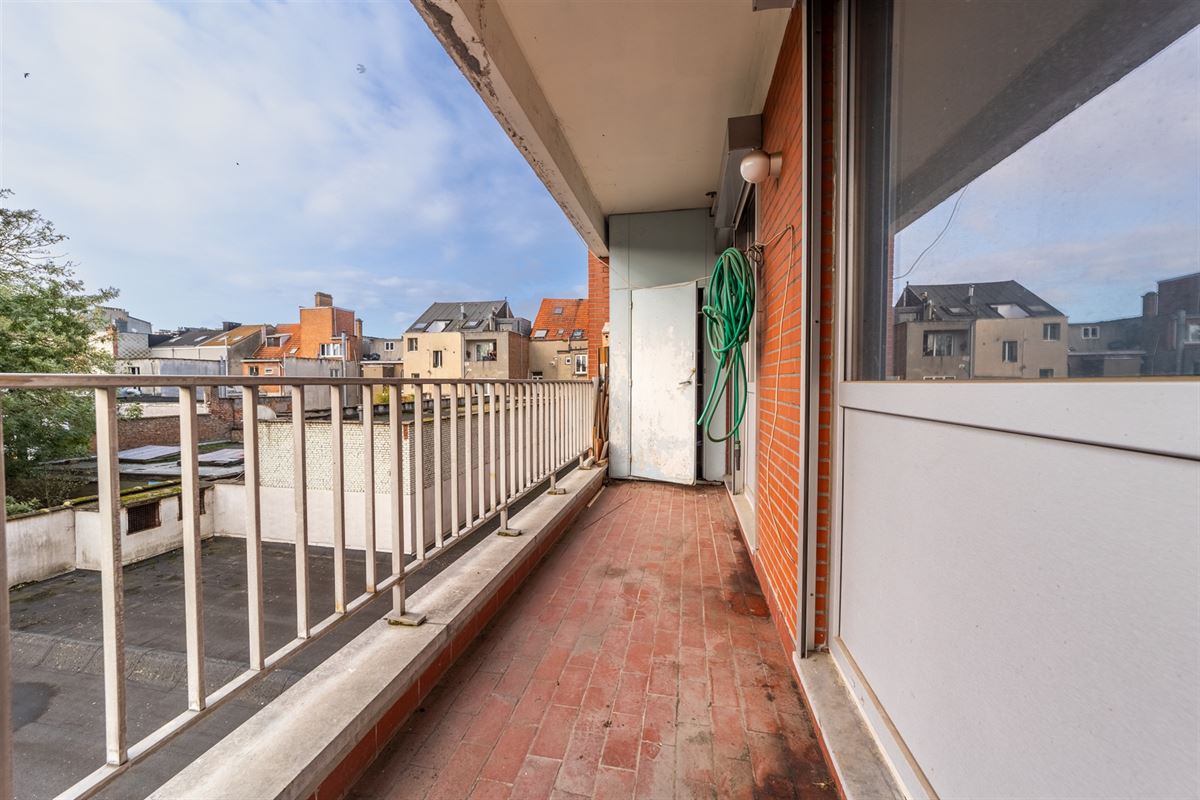 Ruim appartement met 2 slpk en terras
