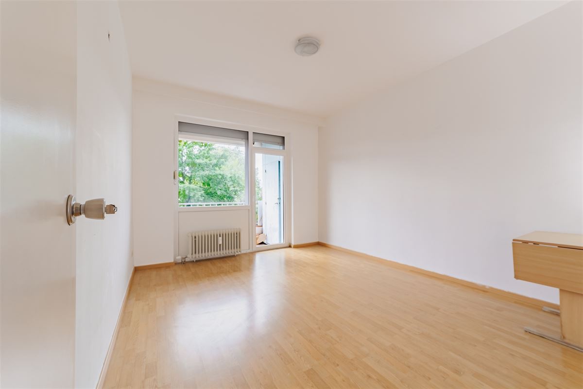 Ruim appartement met 2 slpk en terras