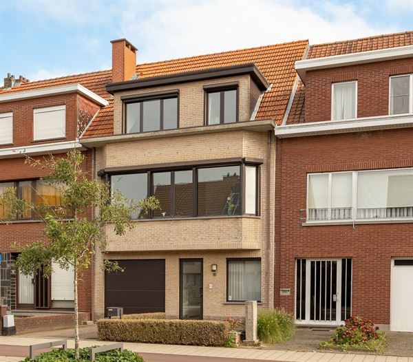 Ruime en mooi afgewerkte bel-etagewoning met 4 slaapkamers