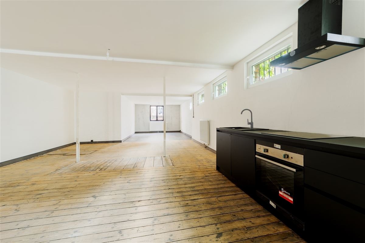 Atelier / polyvalente ruimte met loftallure