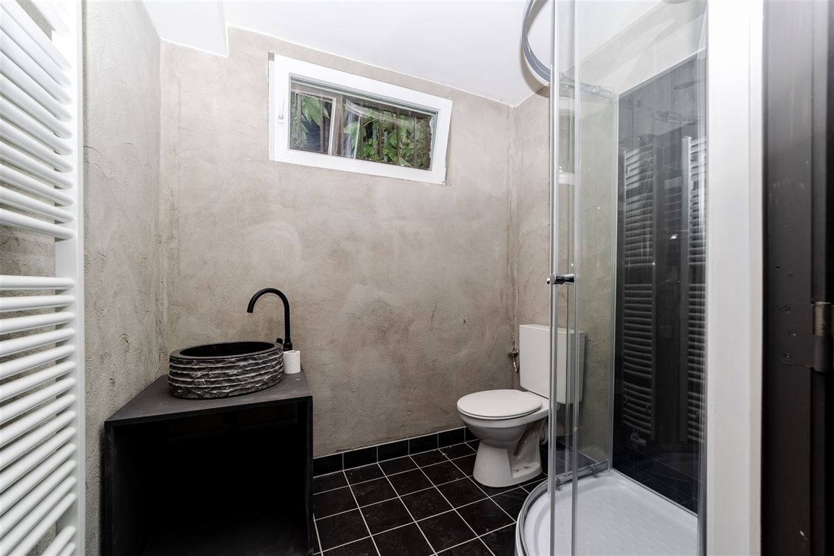 Atelier / polyvalente ruimte met loftallure