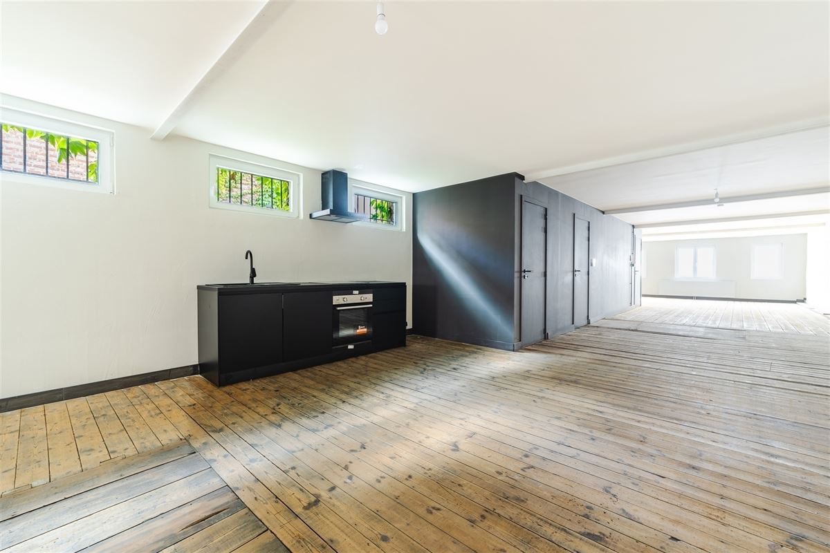 Atelier / polyvalente ruimte met loftallure