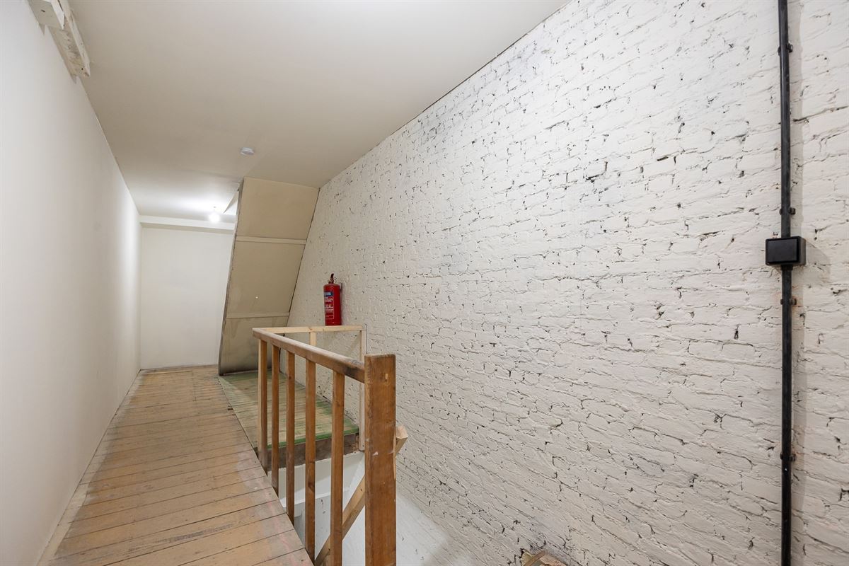 Atelier / polyvalente ruimte met loftallure