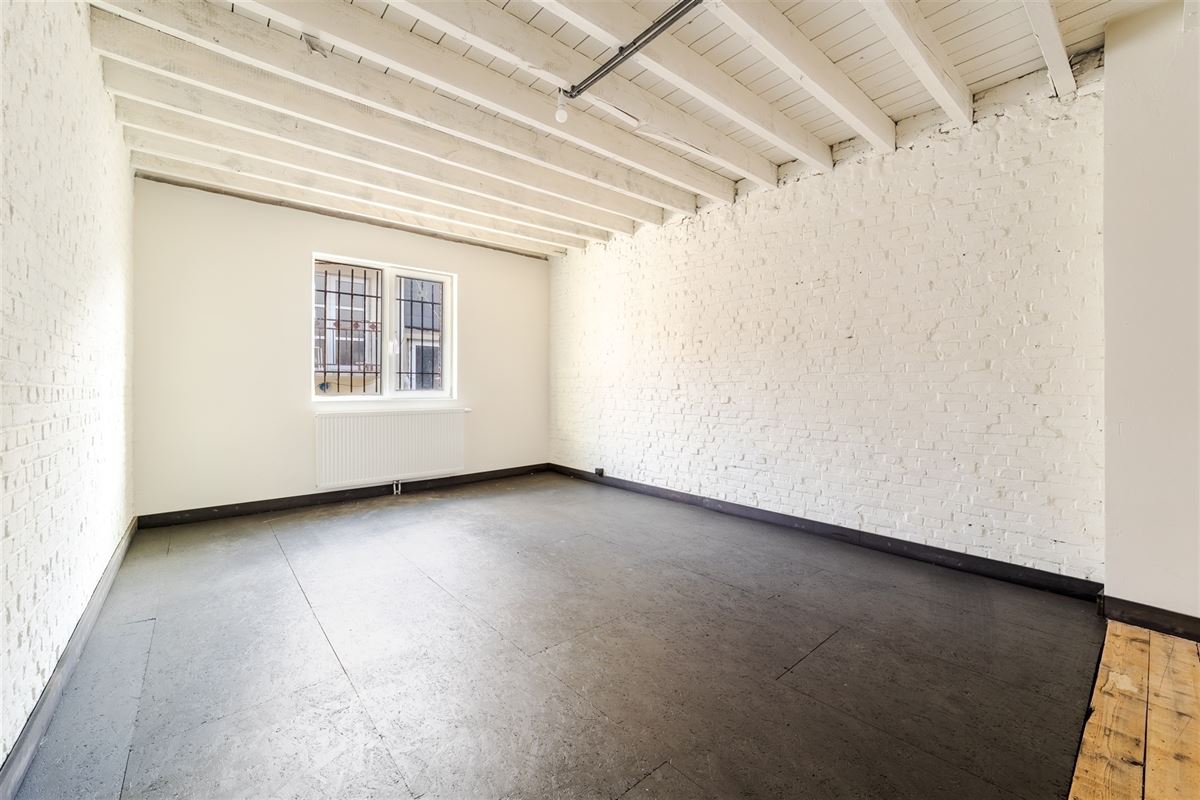 Atelier / polyvalente ruimte met loftallure