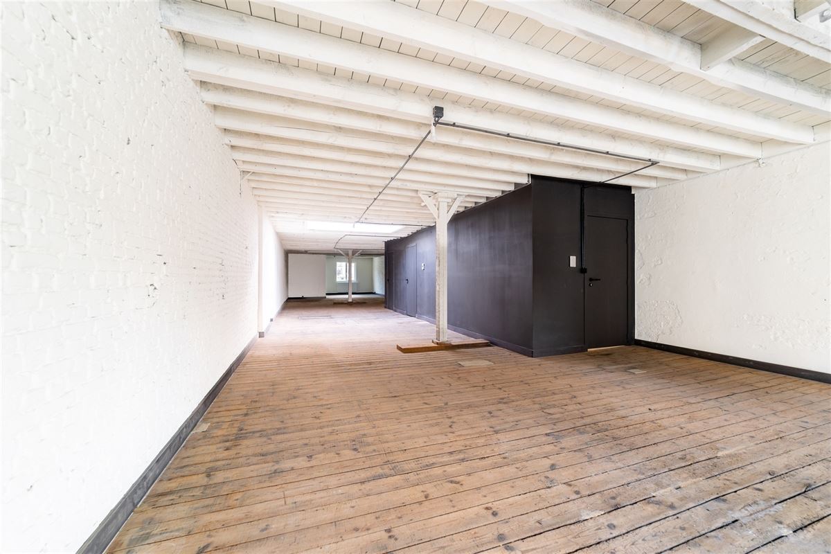 Atelier / polyvalente ruimte met loftallure